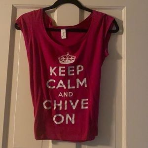 Chive T Shirt - Cute Capped sleeves, flattering! Like new